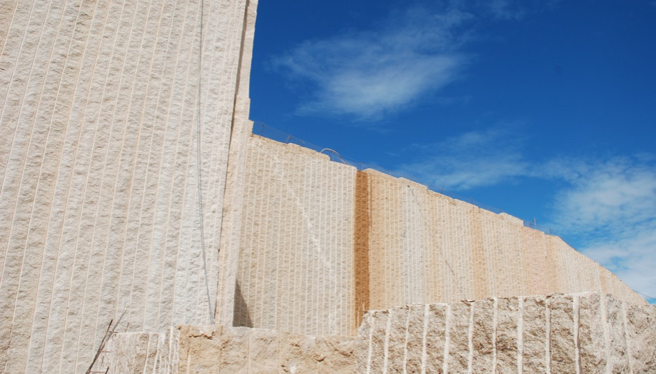 Giallo_Ornamentale_Quarry_5